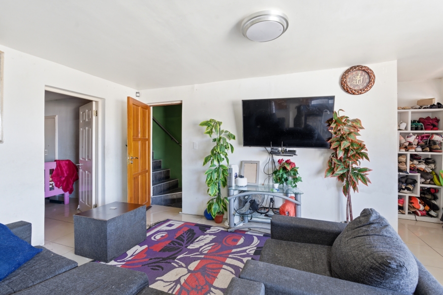 8 Bedroom Property for Sale in Bo Kaap Western Cape